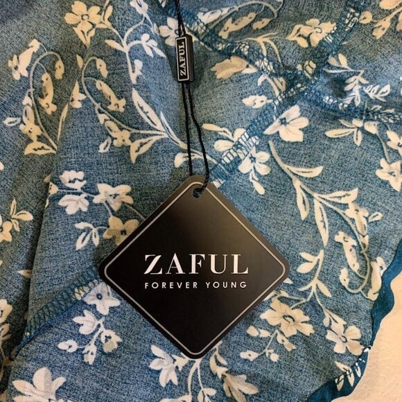 ZAFUL‎ Women's Tiny Floral Ruffle Wrap Short Sleeve Mini Dress Size M NWT - Picture 7 of 13